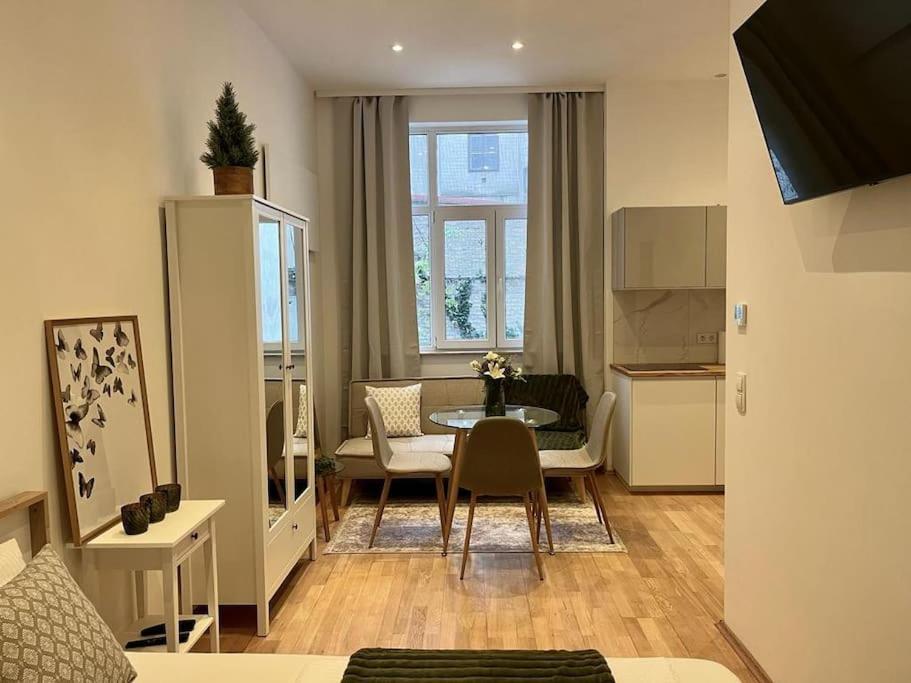 Gemuetliches Studio Apartment Vienna Esterno foto